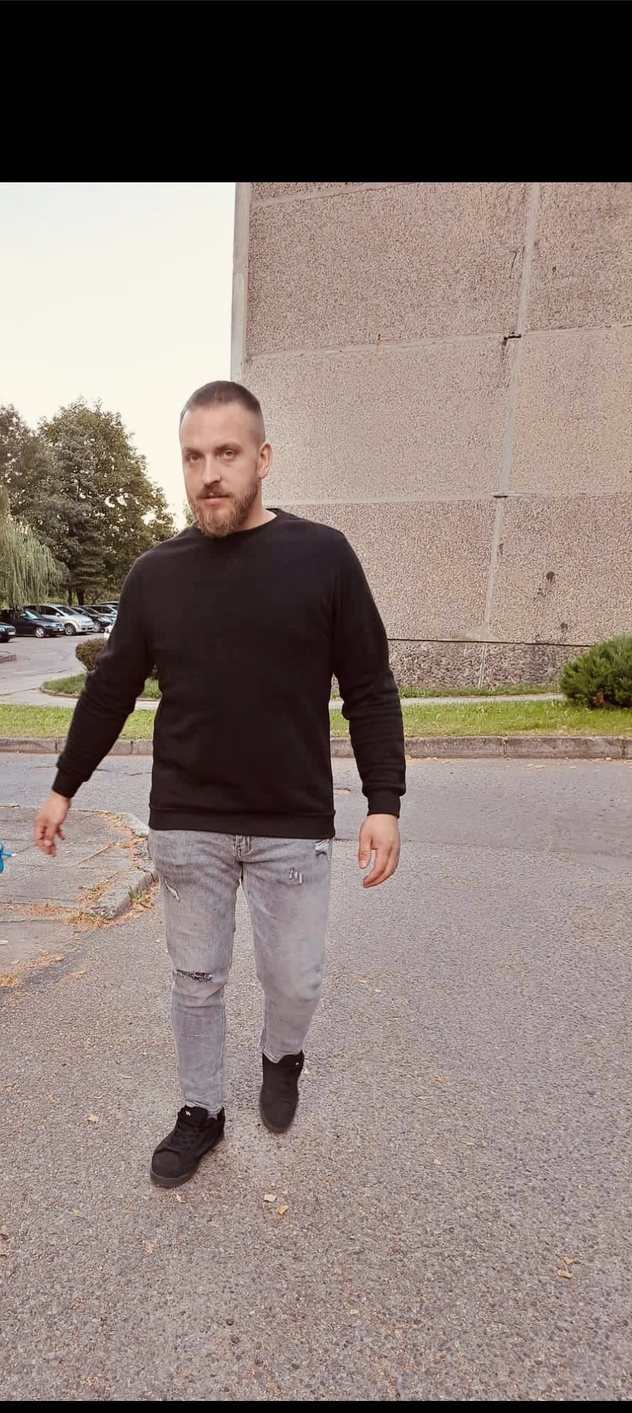 Tomas