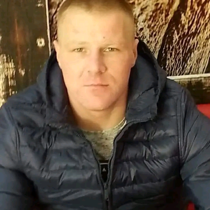 Tomas