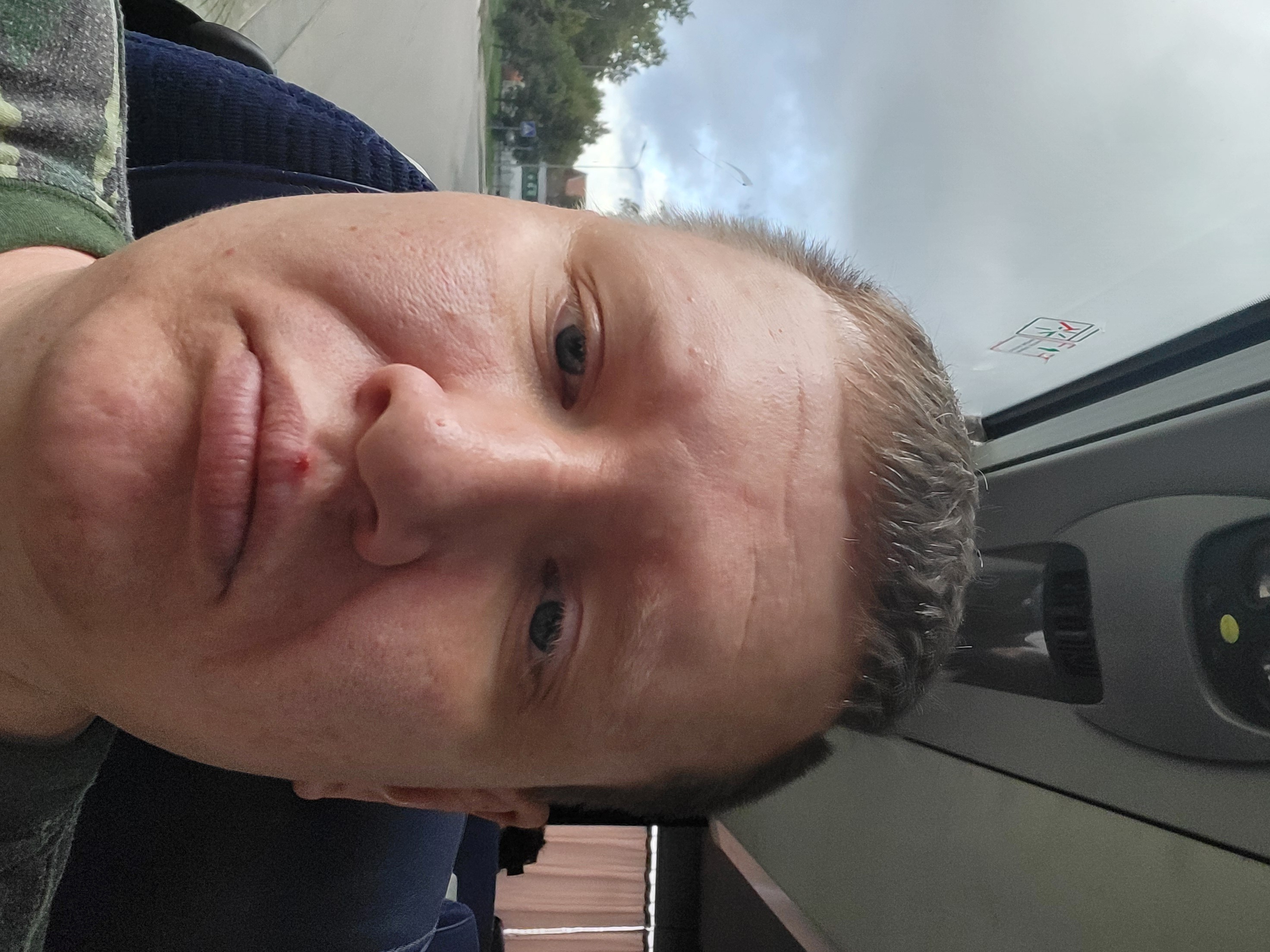 Viktoras