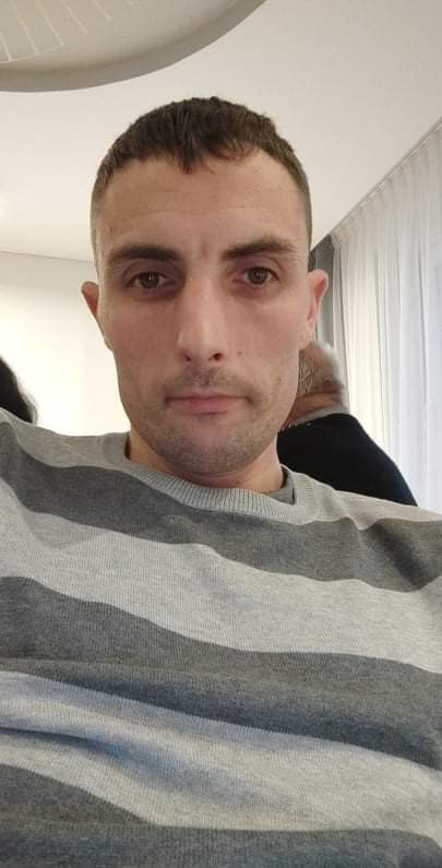 Tomas